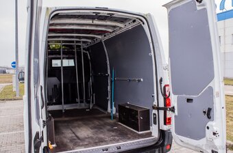 Renault Master L3H2 / Zadné vzduch. vankúše / SVK - 16