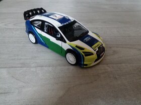autíčka - modely Bburago 1/43 starší - 16