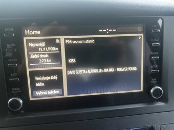 TOYOTA PREVIA/SIENNA LE 3,5 V6 2016  8  MÍST TOP STAV - 16