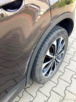 Nissan Qashqai+2, 1.5 dCi, 7 míst, Panorama, NAVI, 2011 - 16