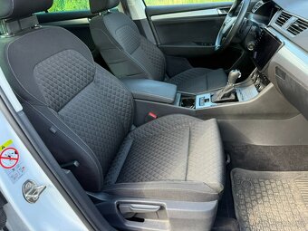 Škoda Superb 3 kombi r.v. 2022 dsg 2.0TDi 110kw panorama - 16