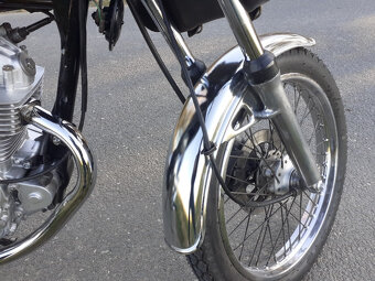 Suzuki GN 125 - 16