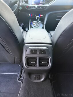 INSIGNIA GSI 2.0 CDTI 154KW 4X4 MAX VYBAVA,MASAŽE,SERVIS - 16