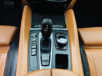 BMW X6 40D X-DRIVE INDIVIDUAL M-PAKET FULL VÝBAVA - 16