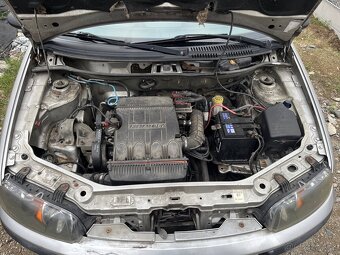 Fiat Punto 1.2 16V dobrý motorický stav - 16