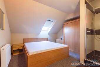 Prodej komerční nemovitosti, provozované jako penzion, pozem - 16