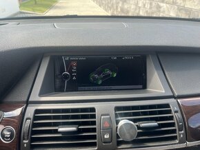 BMW X5 4.0D E70 - 16