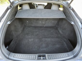 Tesla Model S 75d AWD-386kw-CCS2-Panorama-vzduch - 16