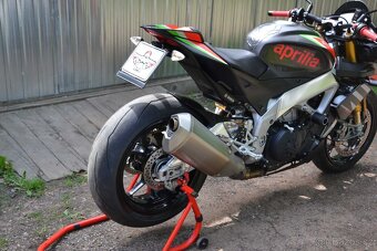 APRILIA TUONO 1100 FACTORY V4 - 9991km - 16