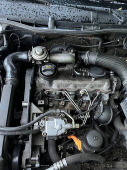 Škoda octavia 1.9tdi 81kw celek nebo díly - 16