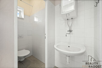 Pronájem obchodních prostor, Pardubice - 16