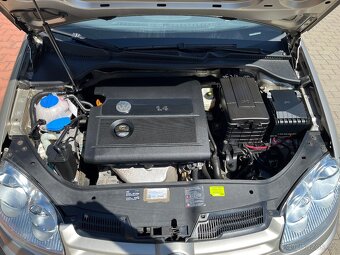 VW Golf 1.4 16V 1.Majitel Comfortline - 16