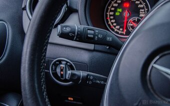 Mercedes-Benz B trieda 180 d - 16