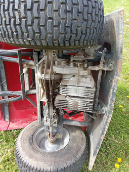 Zahradní traktor - 16