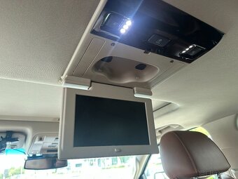 Cadillac Escalade 2017 - 16