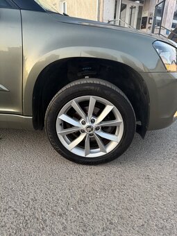 Škoda Yeti 1.2 TSI 81kw Automat Elegance,Navi,CarPlay,Kamera - 16