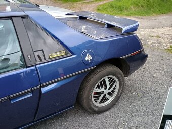 Pontiac Fiero custom - 16