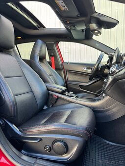 Mercedes-Benz GLA 220 4-MATIC AMG AT 125kw - 16