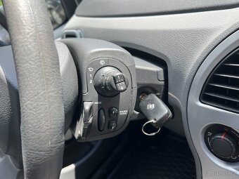 RENAULT GRAND MODUS 1.2i 1.MAJITEL SERVISKA TAŽNÉ 2 SADY KOL - 16