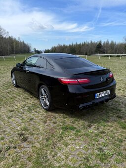 Mercedes-Benz E400 4MATIC - 16