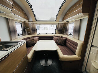 Adria Adora, Mover, předstan - 16