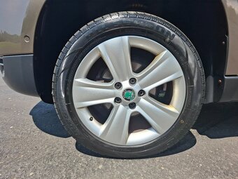 Škoda Yeti 2.0TDi 81kW,xenony,tažné zařízení - 16