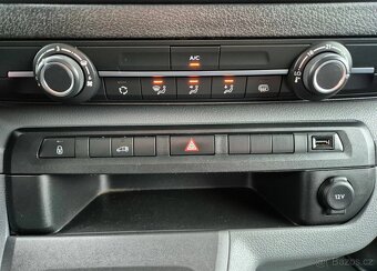 Opel Vivaro L3H1 ExtraLong 2,0CDTi/122hp r . 2020 - 16
