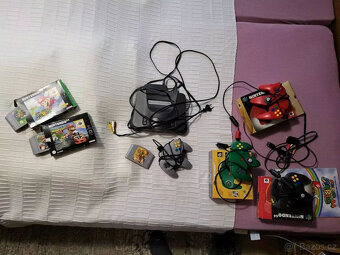 MEGA Nintendo kolekce, kolekce N64, NES, SNES s množstvím př - 16