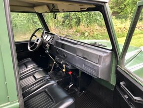 Land Rover Santana 88 Super - 16