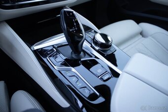 BMW 630d GT xDrive / SVK - 1.M / AJ NA SPLÁTKY / - 16