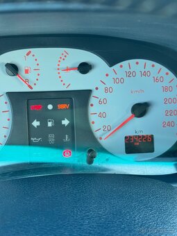 Renault Clio 1,6 79kw - 16