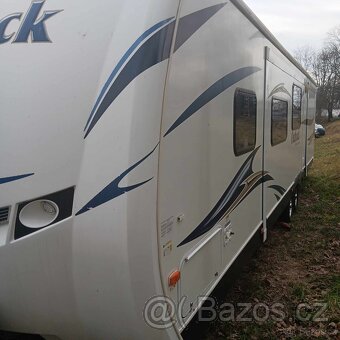 Americky karavan Keystone outback 2014 - 16
