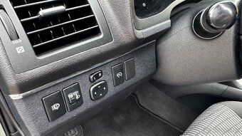 Toyota Avensis 2.2d 110kw automat, navi, kombi - 16