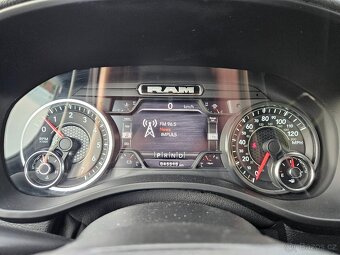Dodge Ram 1500 Laramie 5.7 V8 r.v.2022 - 16
