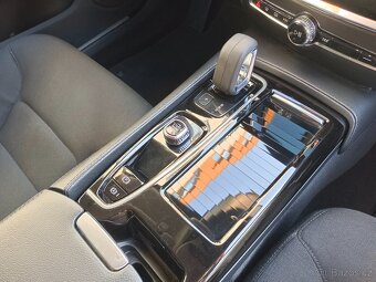 Volvo V60 Recharge T6 II INSCRIPTION 257kW 4x4 Geartronic - 16