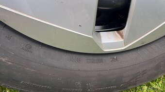 Sada kol VW Multivan T7 215/65/R16 - 16