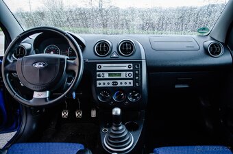 Ford Fiesta 2.0i Duratec ST - 16