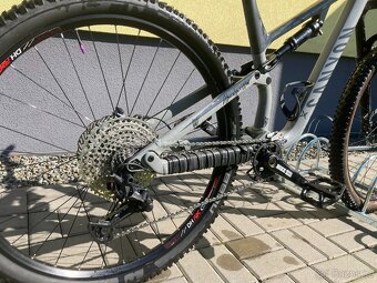 Canyon Neuron 7 AI trail-bike ve skvělém stavu  L - 16