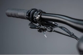Carbonové elektro kolo FOCUS VAM vel. rámu S - 16