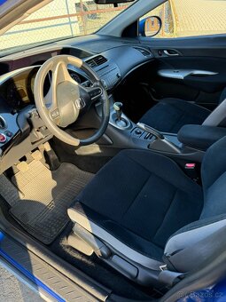 Honda Civic 5DR 1.4 benzín - 16