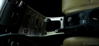 Subaru outback 2.5i + lpg - 16