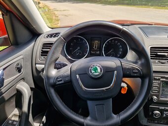 Škoda Yeti, 1,4 TSI 90KW , xenony,vyhř.sed., tažné zařízení - 16