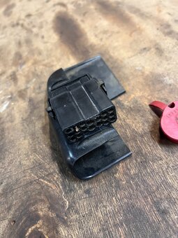 Díly BMW E30 / M20 - 16