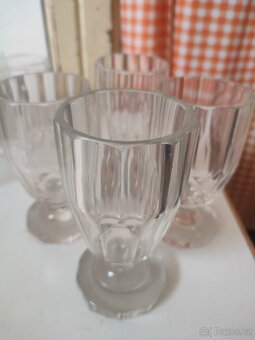 Vázy,sklo,porcelán a jiné - 16