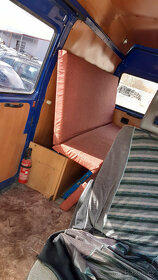 MB 208D 2,3D 58kW 1991 - DILY nebo CELY - obytny - 16