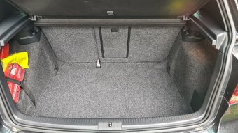 VOLKSWAGEN GOLF 6 GTI - 2,0TSi 155kW / Manuál. - 16