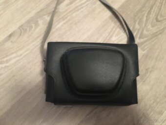 Staré retro fotoaparáty - 16