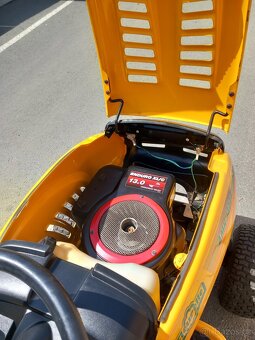 Prodám zahradní traktor MTD 13Hp - 16