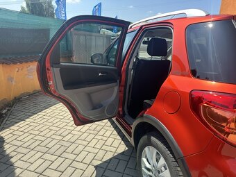 Suzuki SX4 1.6i 88kW Style 4x4 serviska - 16