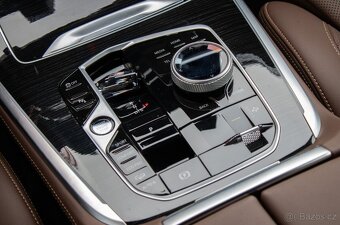 BMW X7 xDrive 40d - 16